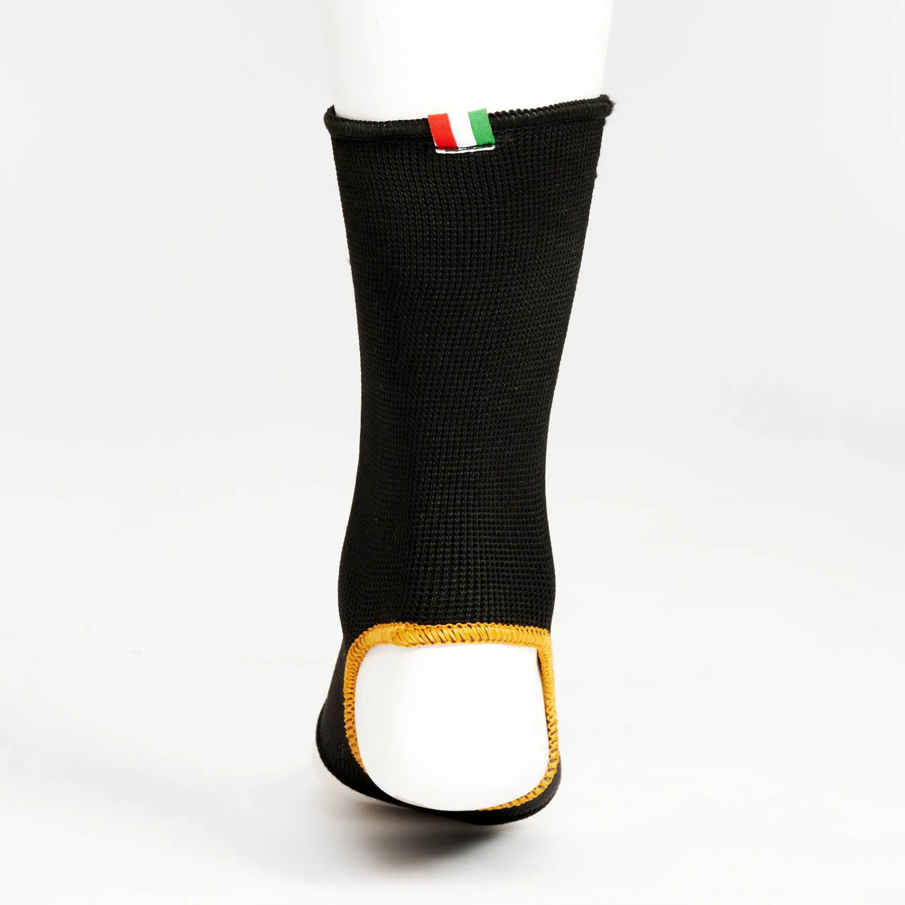 ANKLE GUARDS DNA