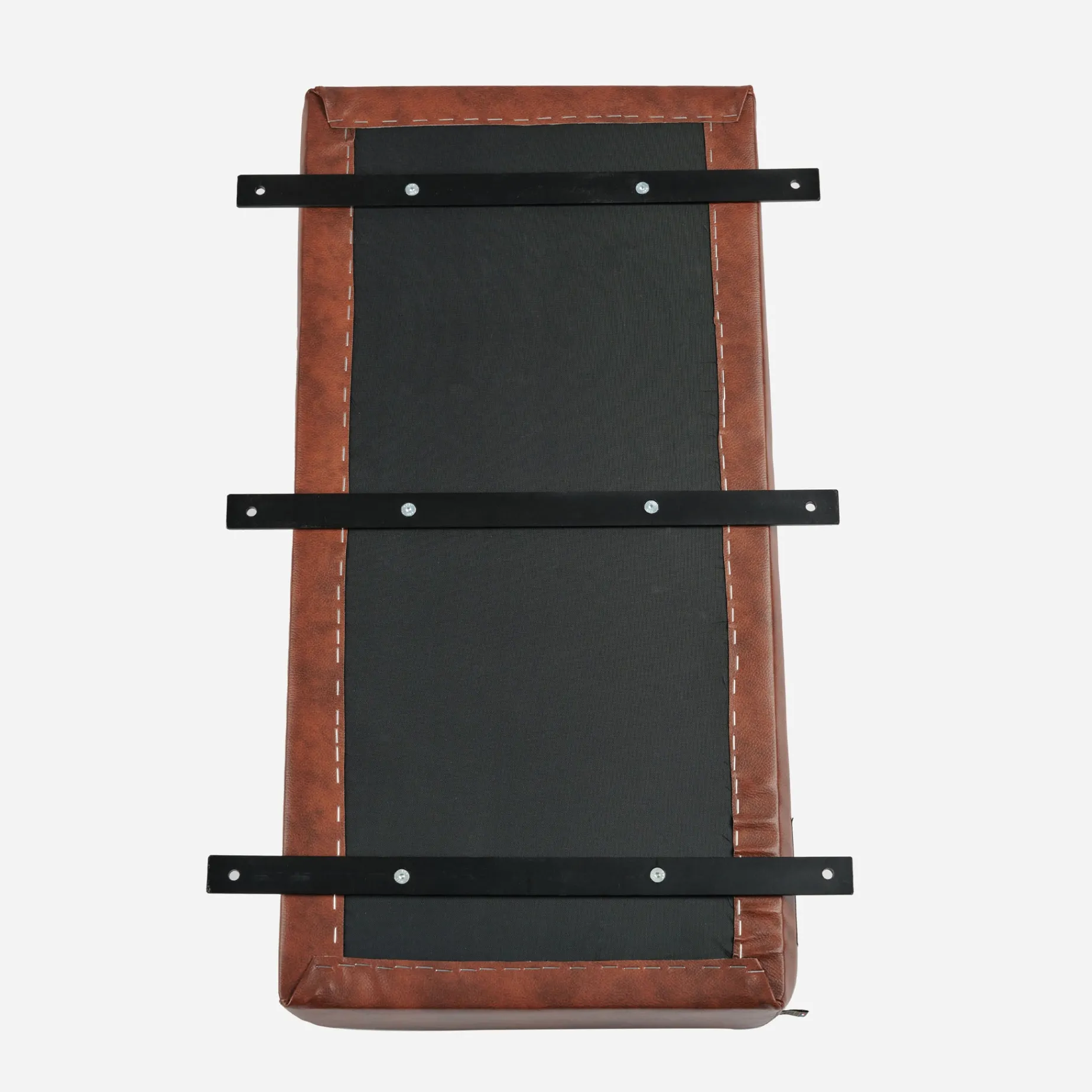 ATENA VINTAGE WALL MOUNT TRAINING BAG