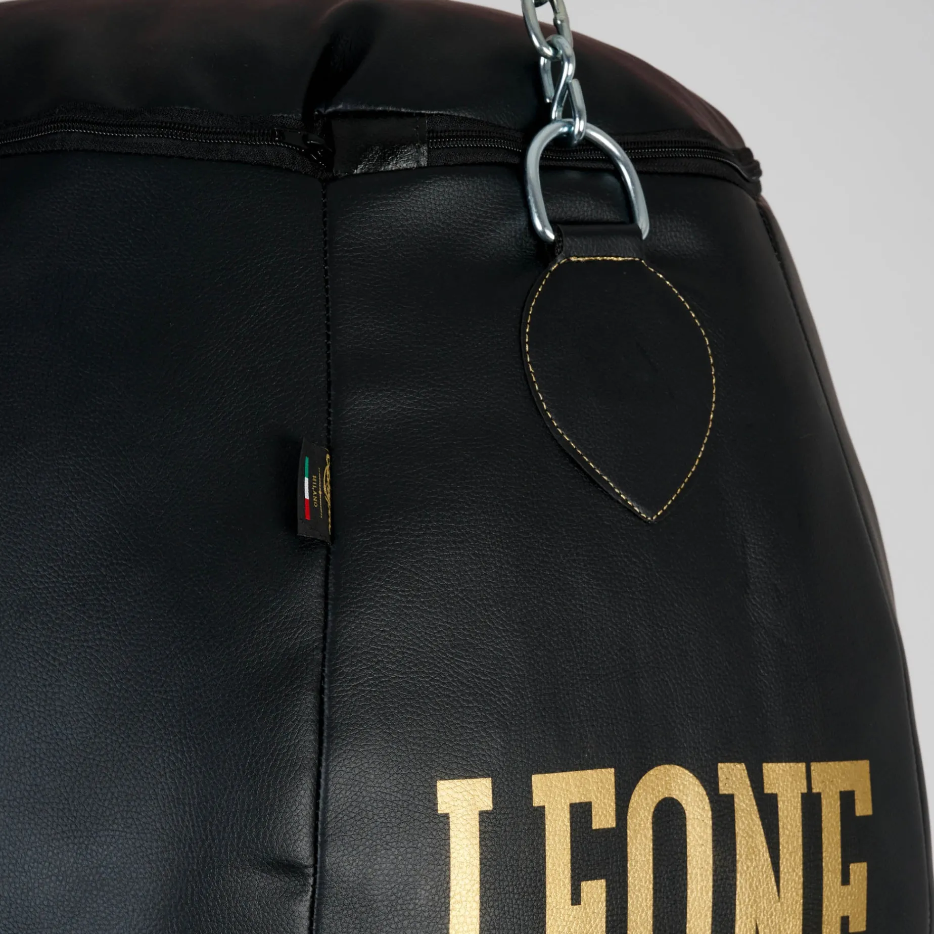 ATLANTE VINTAGE PUNCHING BAG