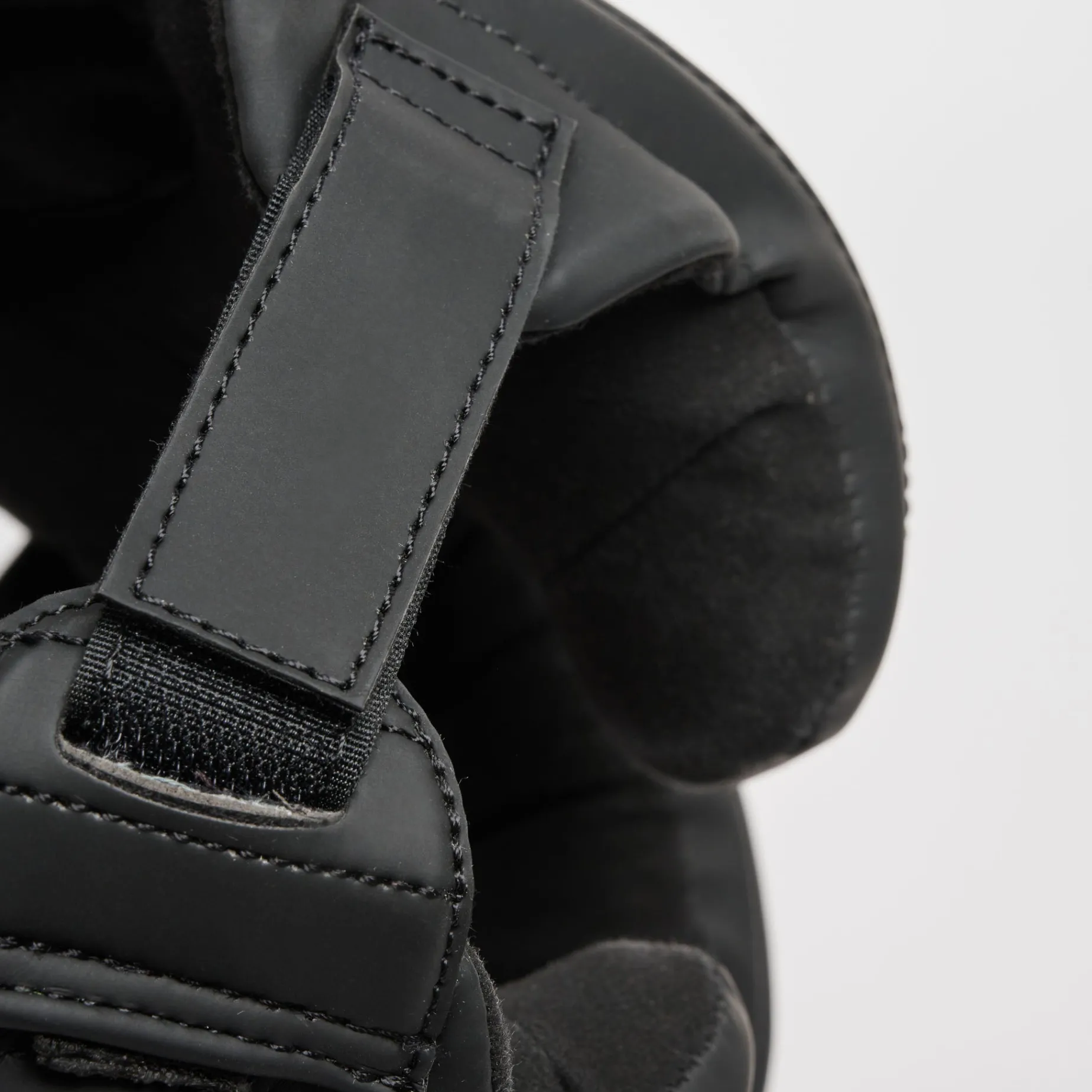BLACK EDITION HEADGEAR
