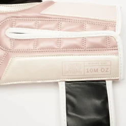 ICONIC BOXING GLOVES