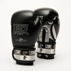 ICONIC BOXING GLOVES