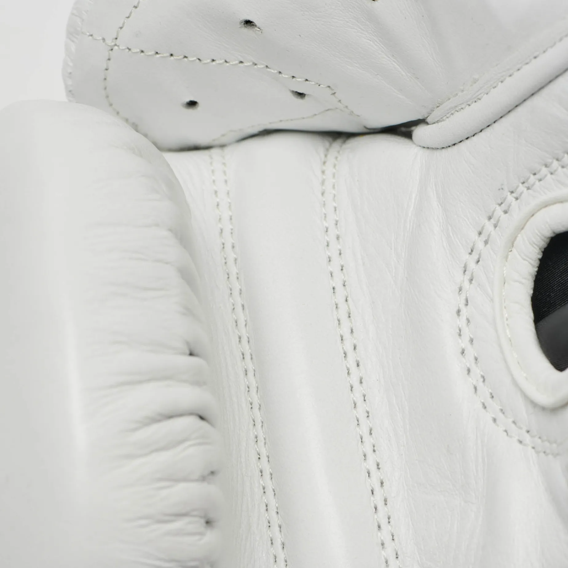 THE GREATEST BOXING GLOVES